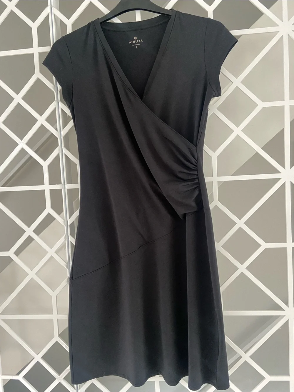 ATHLETA Nectar Faux Wrap Midi Dress Small Black Lightweight Travel - Picture 2 of 8